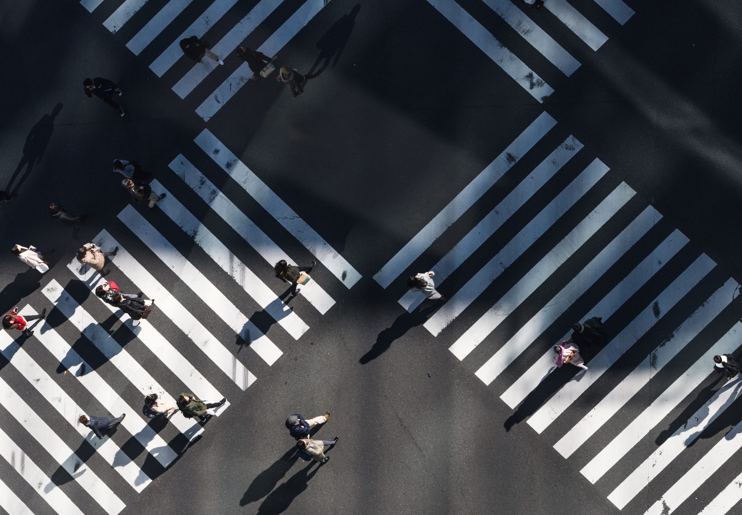 Η εφαρμοσμένη πολιτική μέσα από τα συγκοινωνούντα δοχεία της πολιτικής και της διοίκησης